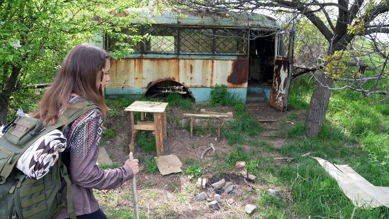 Girl Restores an Abandoned Bus and Spends the Night Alone in the Wild