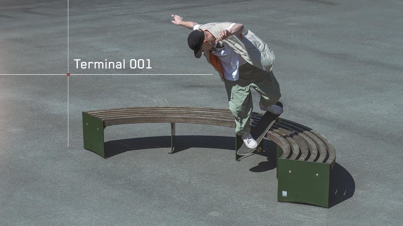 éS Terminal 001