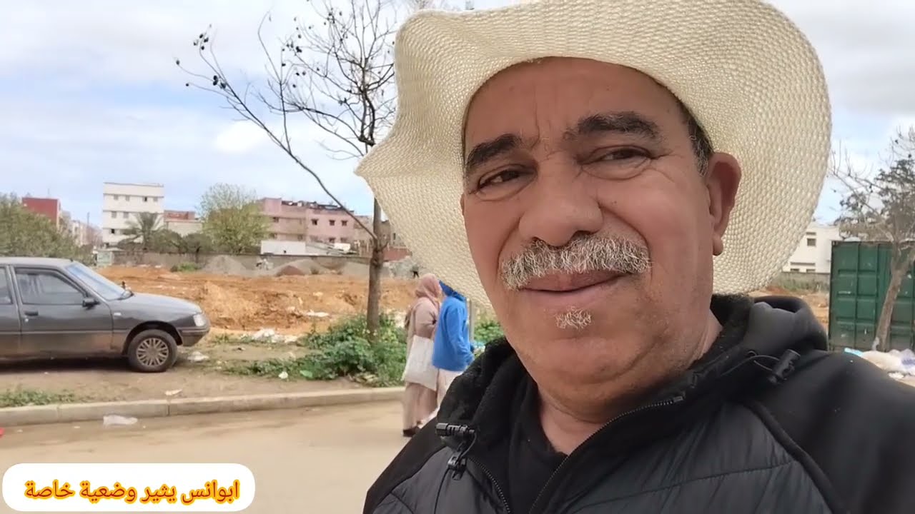 مؤسسات في وسط  ازبال  متراكمة في وضع مزري لايطاق وساكنة تختنق فهل من مستجيب.