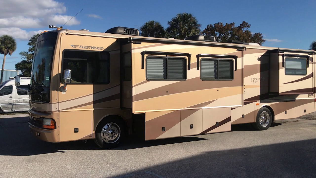 ***SOLD*** 2005 FLEETWOOD DISCOVERY 39J