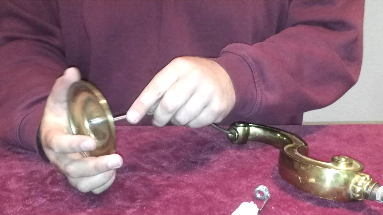 How to wire a chandelier arm / push wire lamp holder terminals