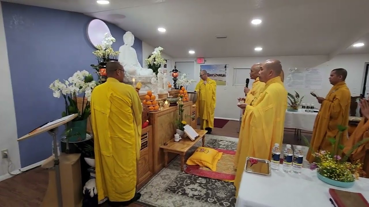 Lễ Xuất Gia của ni cô Thanh Trang tại chùa Phật Ân, phần 2