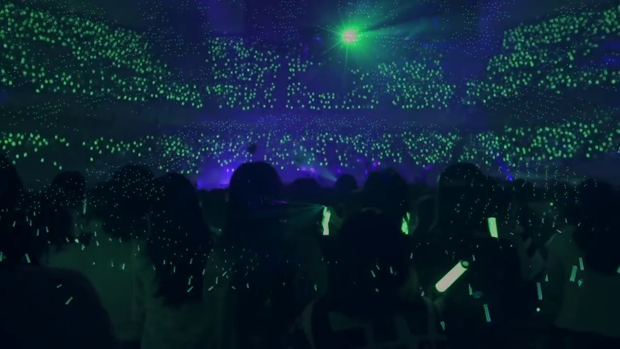 TAEMIN - GUESS WHO (LIVE)