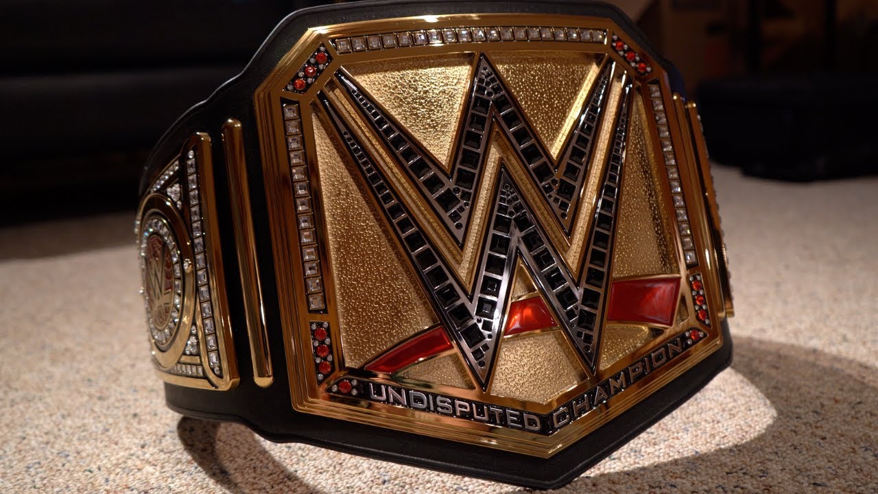 Unboxing the NEW Commemorative Undisputed WWE Championship Title Belt