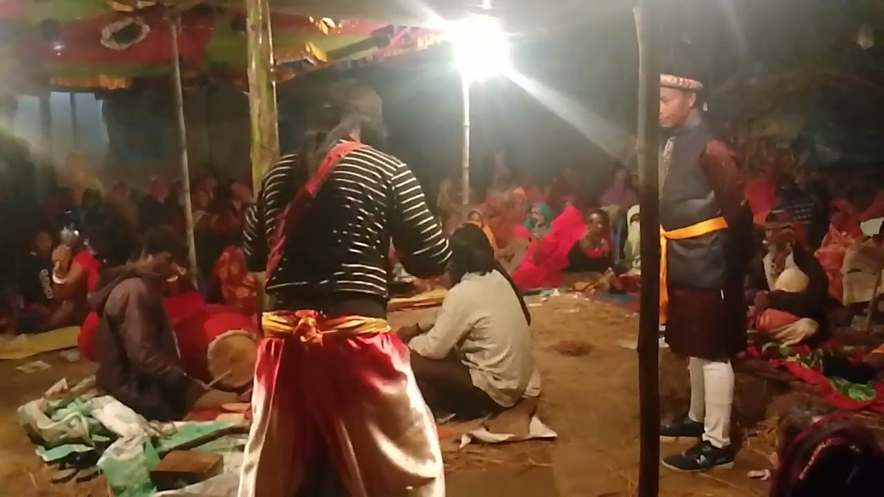 সত্যপীর এর গান হরিপুর ঠাকুরগাঁও বীর সিং দানব খাবার খেয়ে গৌড় বাদশার জন্য কিছু ফল নিয়ে আসলেন 