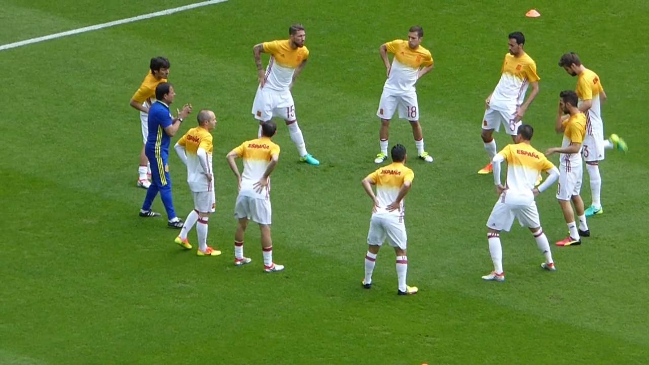 Sergio Busquets ● Gerard Piqu&eacute; ● Sergio Ramos ● Andr&eacute;s Iniesta ● Italy vs Spain ● Euro 2016