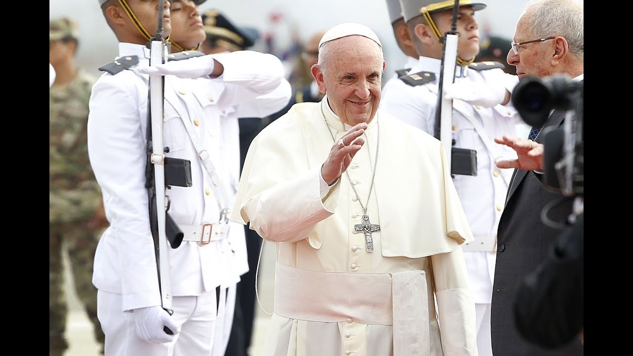 Andina Canal Online: Papa Francisco llega al Perú y es recibido por miles de fieles