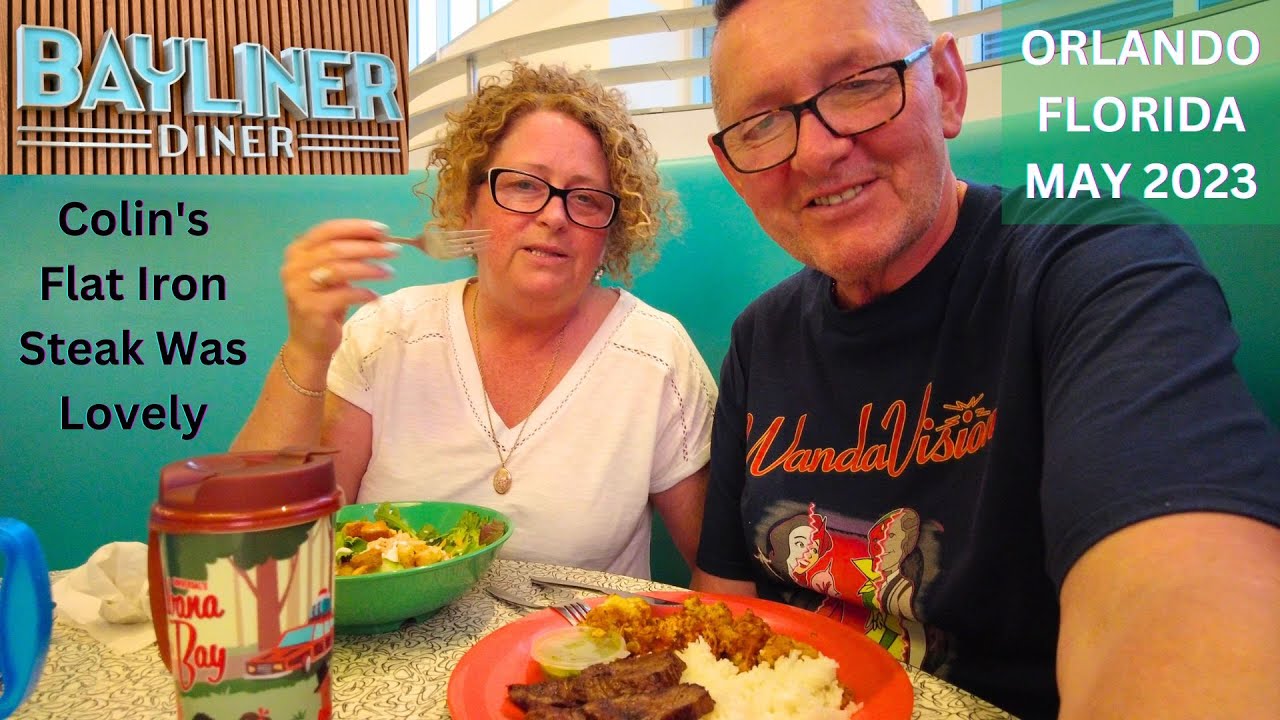 Отличная еда в Bayliner Diner в Cabana Bay, Universal Orlando, май 2023 г.
