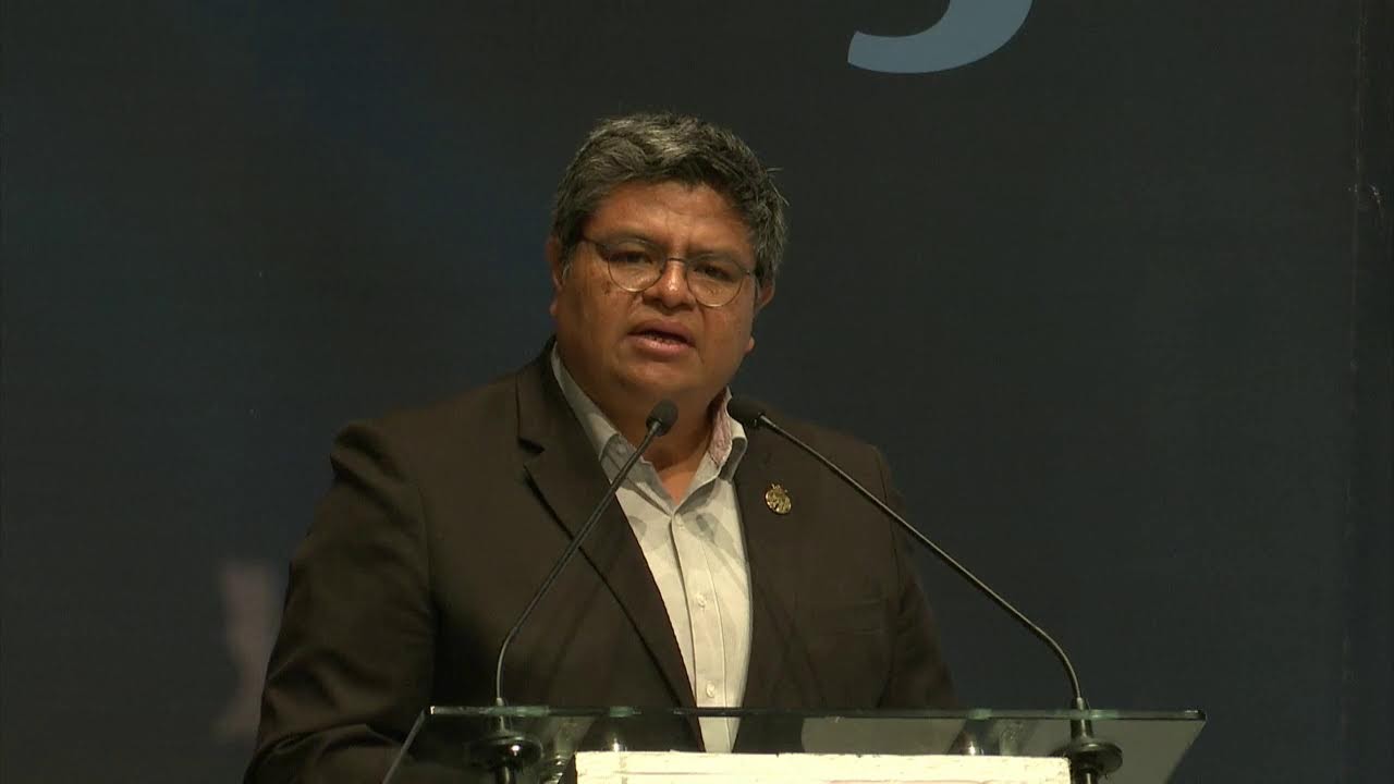 Ceremonia de egreso abril 2025