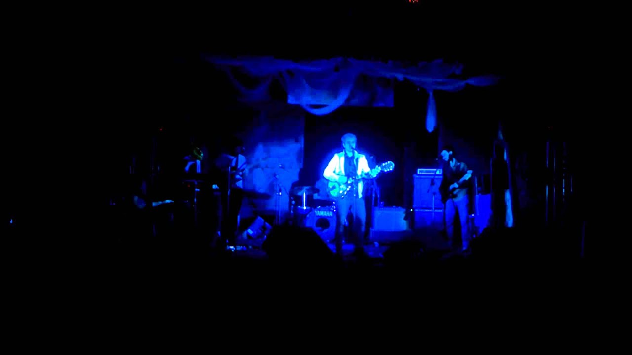 Bem melhor do que est&aacute; -  Z&eacute; Pi @ Teatro Rural