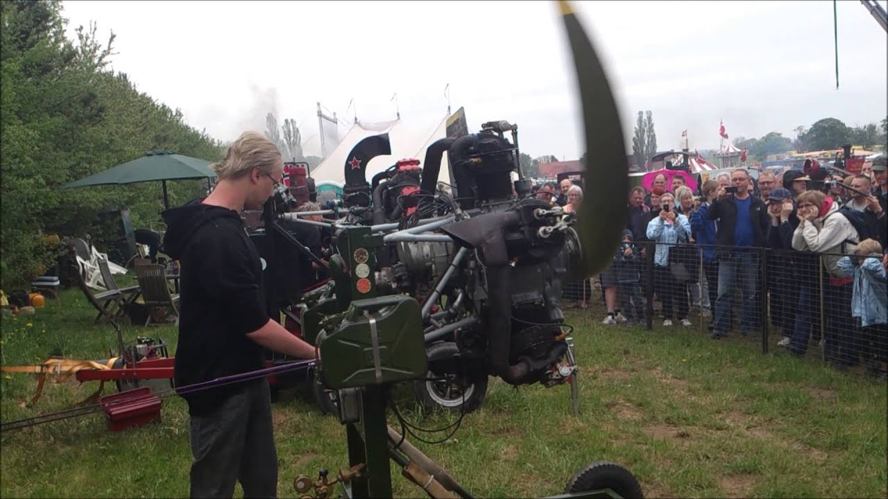 Shvetsov M-11 radial engine at Graested 2013