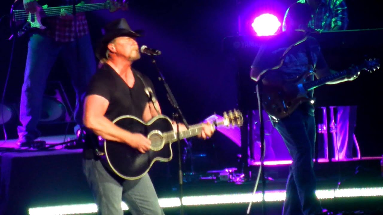 Trace Adkins Cowboy's Back in Town