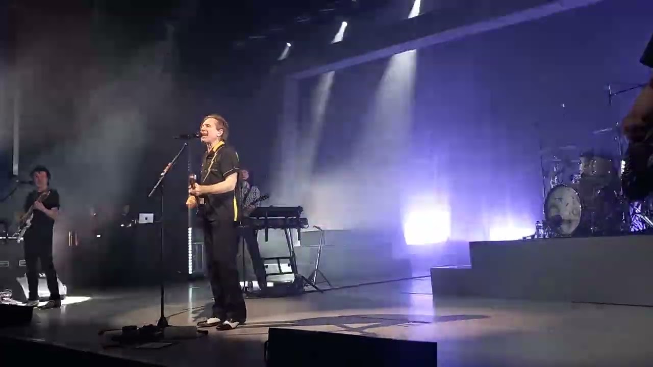 The Fallen - Franz Ferdinand (10th March, Portsmouth Guldhall, 2026)
