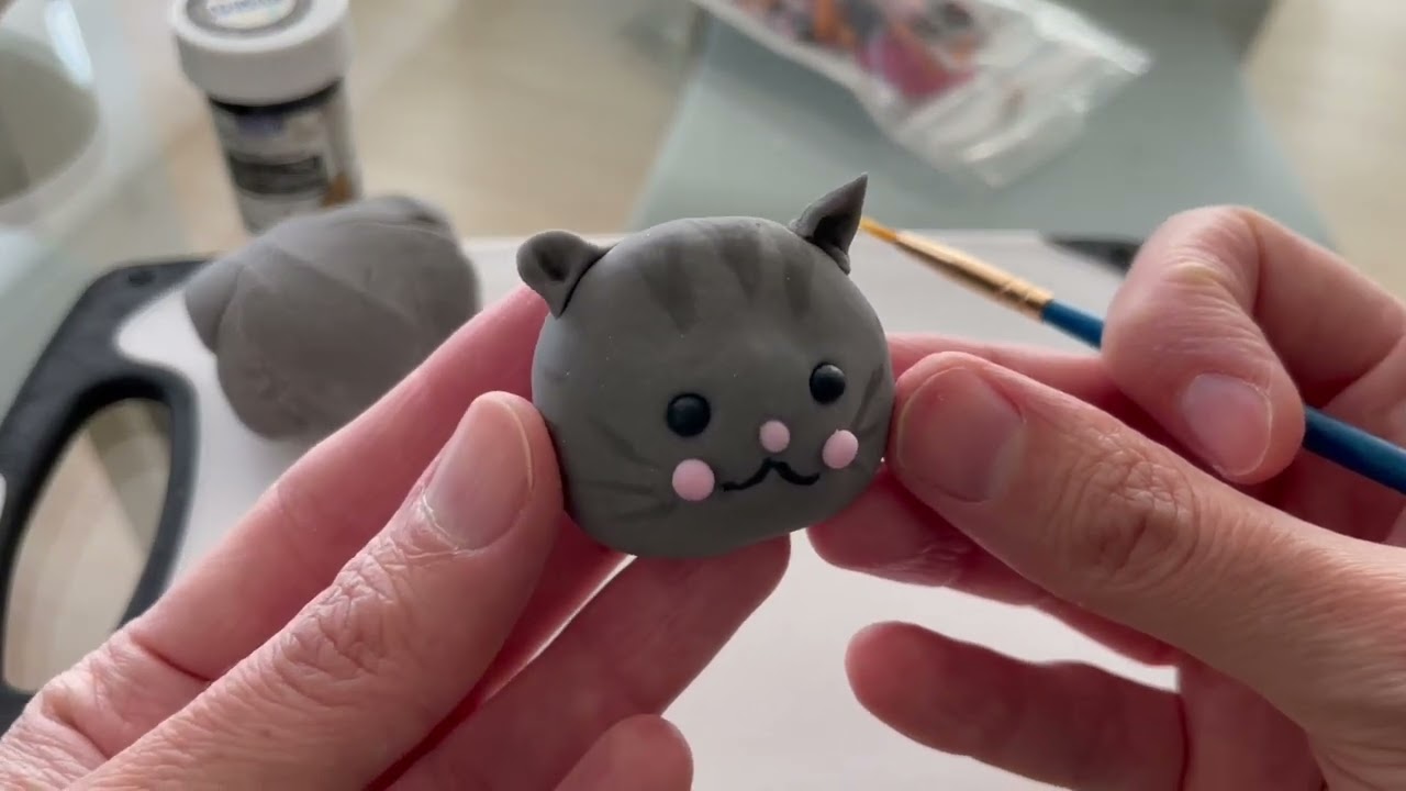 Come fare un gattino in pasta di zucchero /how to make fondant cat