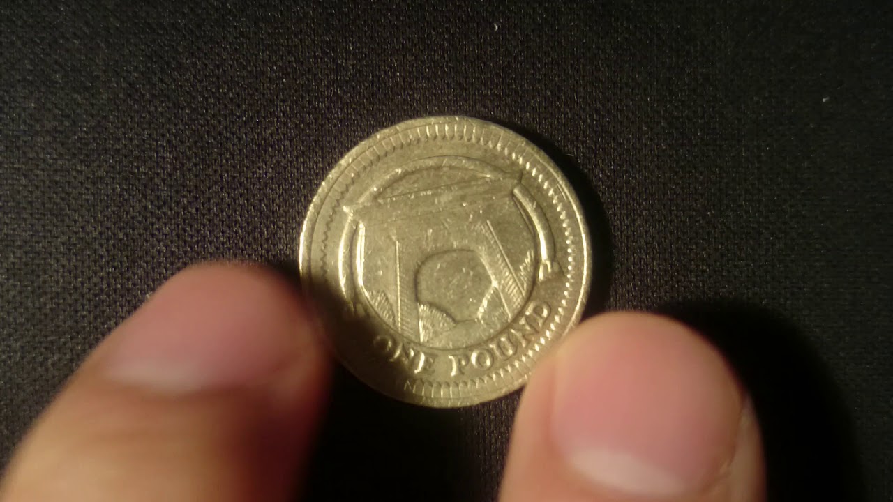 The old &pound;1 coins
