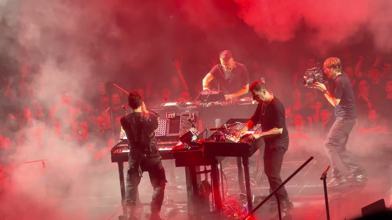 Nine Inch Nails - Peel It Back Tour - San Francisco - 03.15.26 - 14 - As Alive As You Need Me to Be