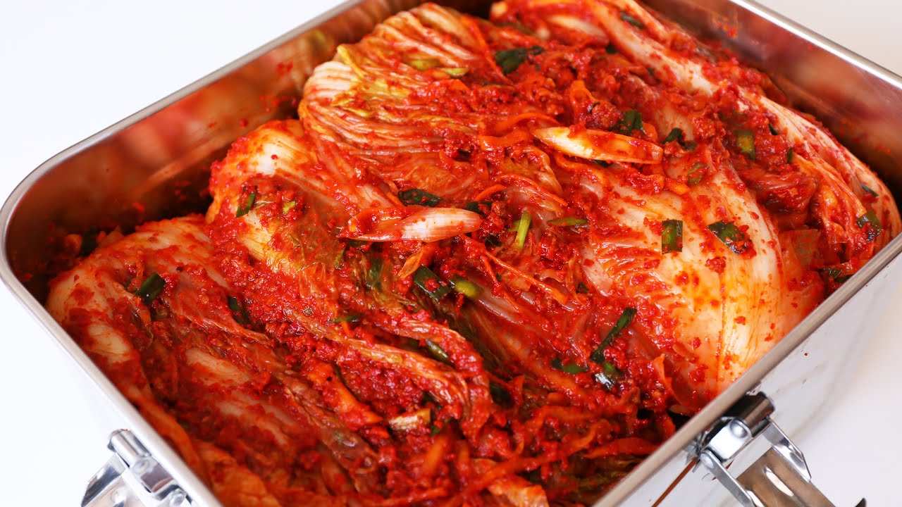 Let&rsquo;s make traditional Korean kimchi! #shorts