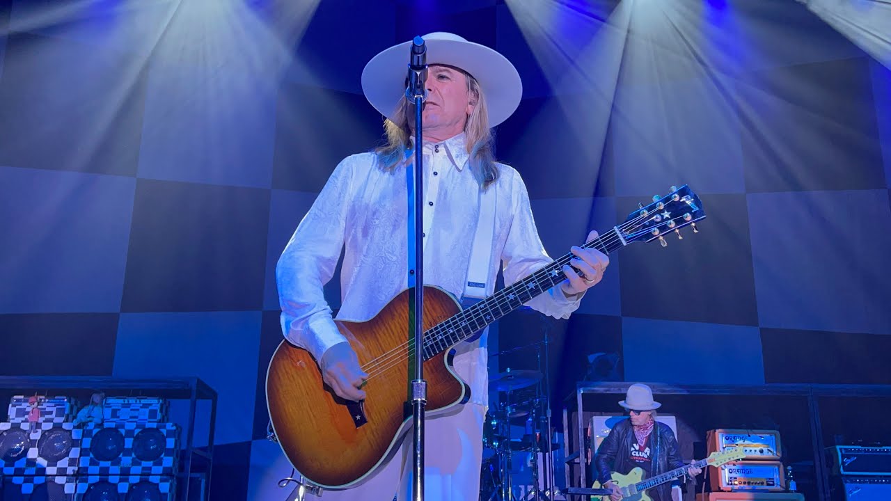Cheap Trick- “The Flame”. 9/8/23. Memphis, Tennessee