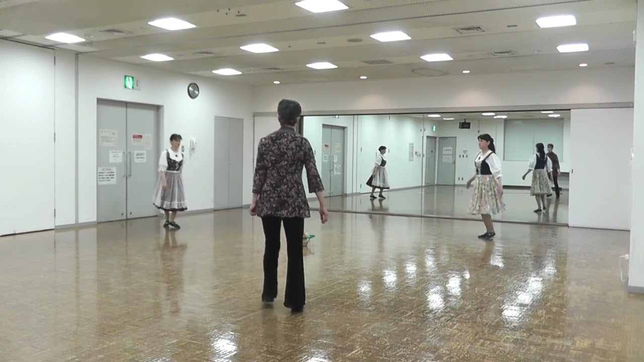 Debka HeKhalil(Chinel Halilim) デブカヘハリル(ヒネルハリリム)   -Matti Goldschmidt (Circle Dance)