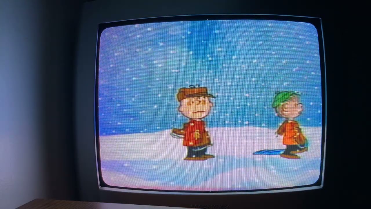 Opening to It's the Great Pumpkin, Charlie Brown 1996 VHS (2000 & 2001 reprints)
