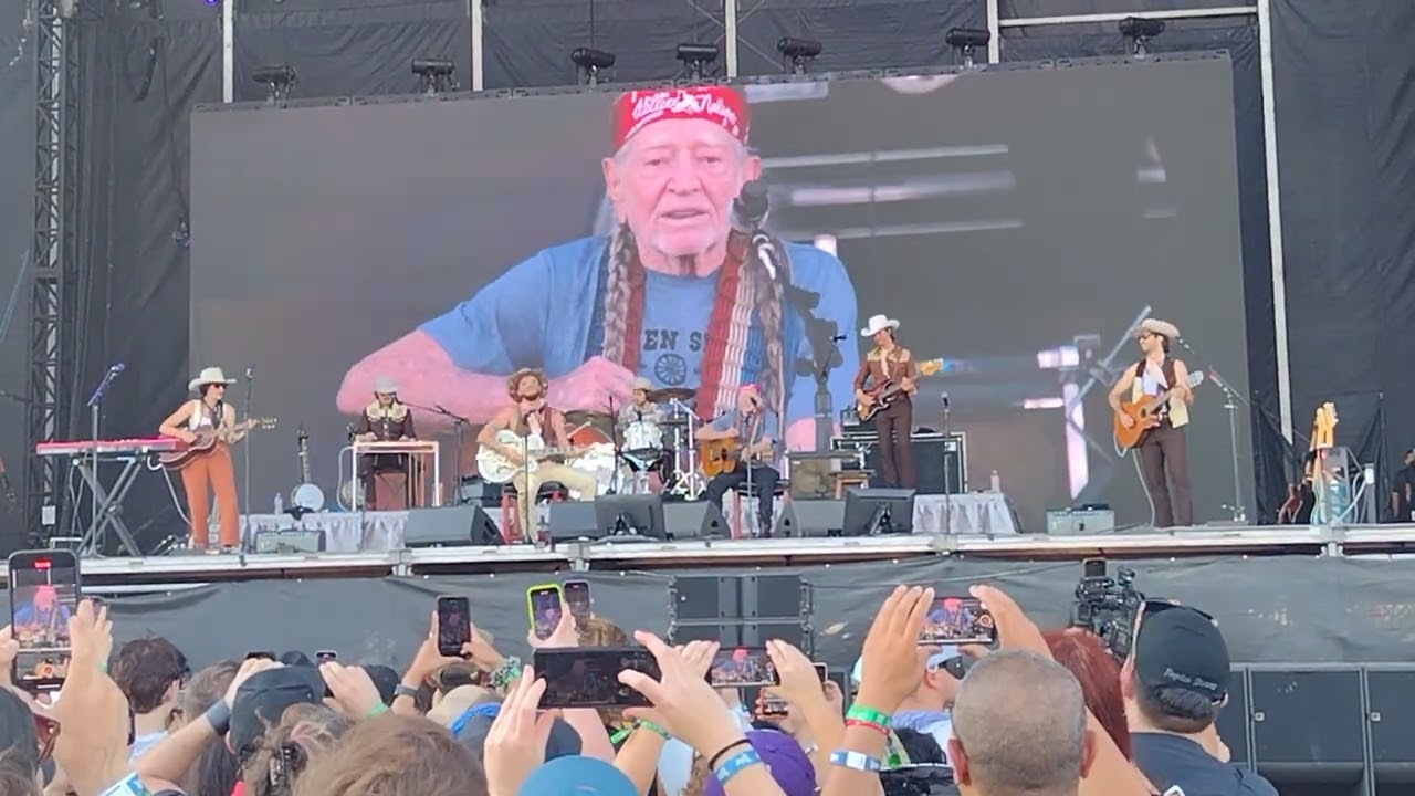 Orville Peck and Willie Nelson- cowboys are  fond - Austin City limits festival - week 2 day3