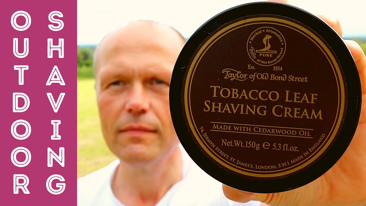 Гладкое бритье в деревенской обстановке — крем для табака Taylors Tobacco Leaf и бритвенные перья