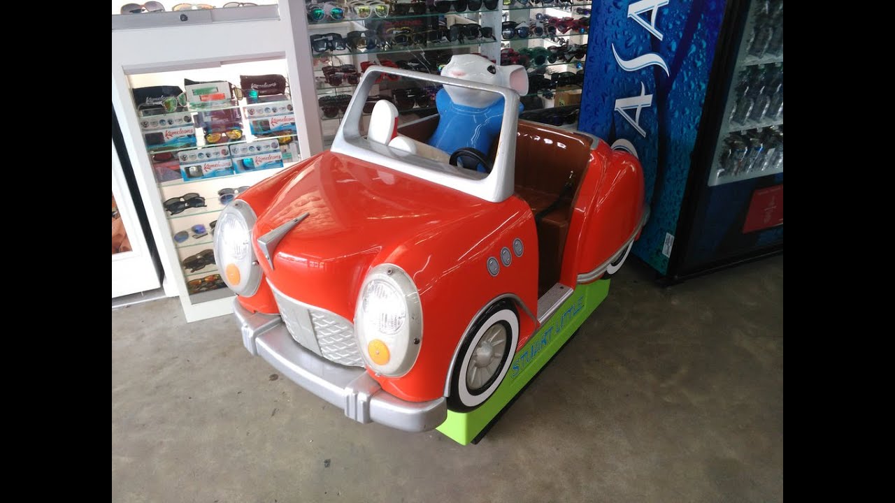 Stuart Little Roadster Coin-Operated Ride (Semi-POV)