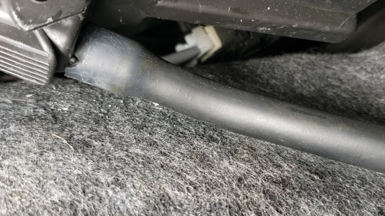Toyota Rav4 A/C Evaporator Drain Tube Clogged