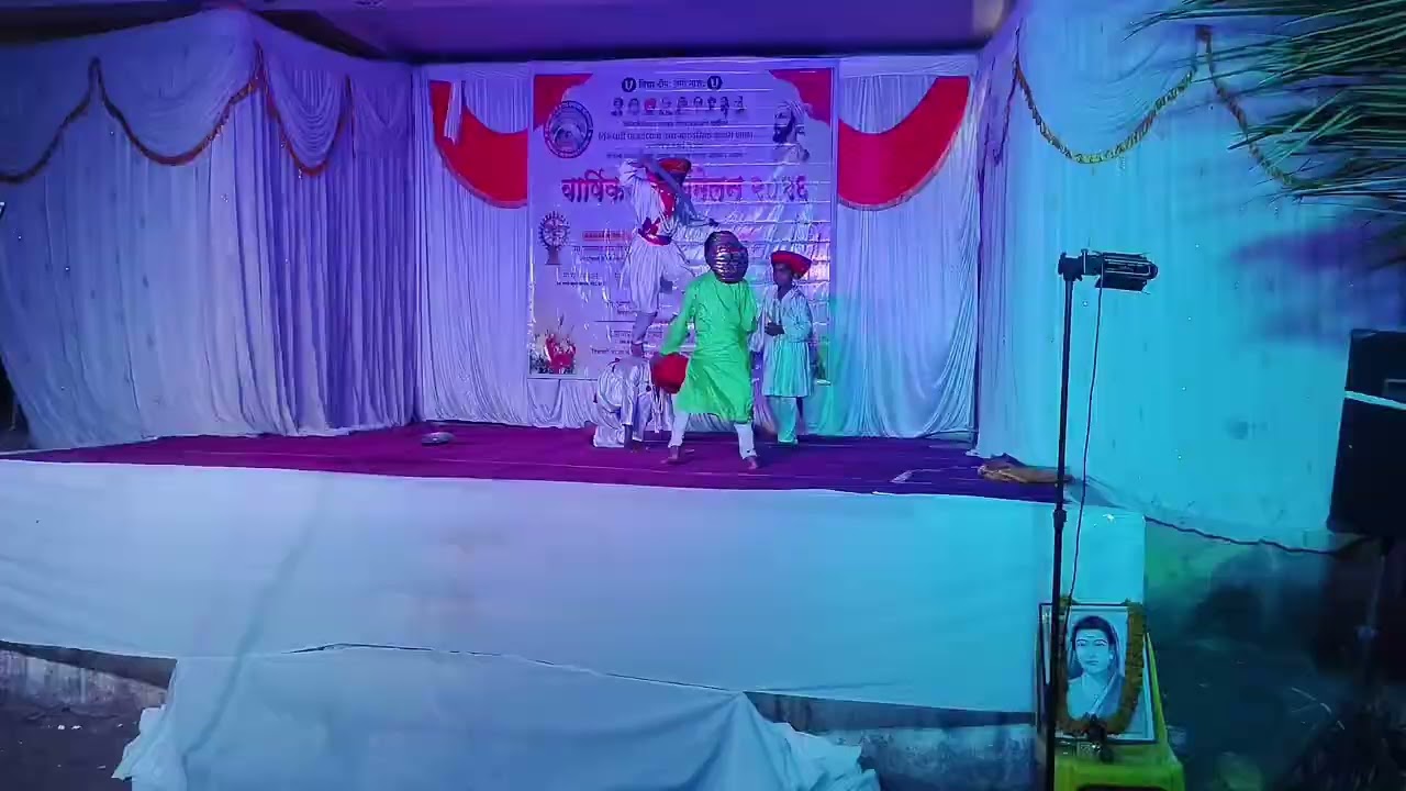 तिरुपती प्रा. मा. व उच्च मा. आश्रम शाळा पाचेगाव गड आला पण सिंह गेला नाटिका सादर 