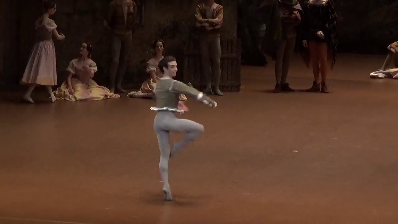 Francesco Mura - Pas de deux des vendangeurs Variation - Giselle - Paris Opera