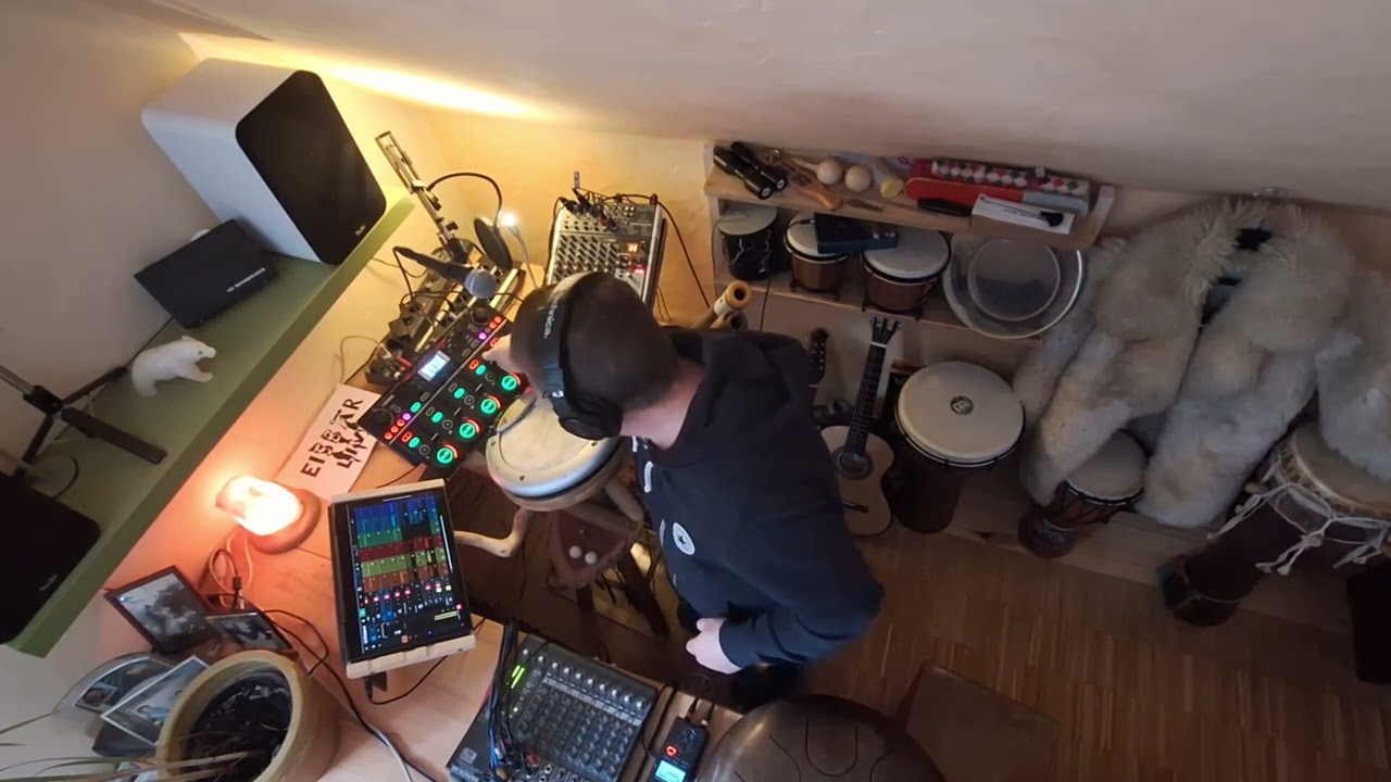 Eisbär live..livelooping..onetwentysix #progressive psytrance #techno 