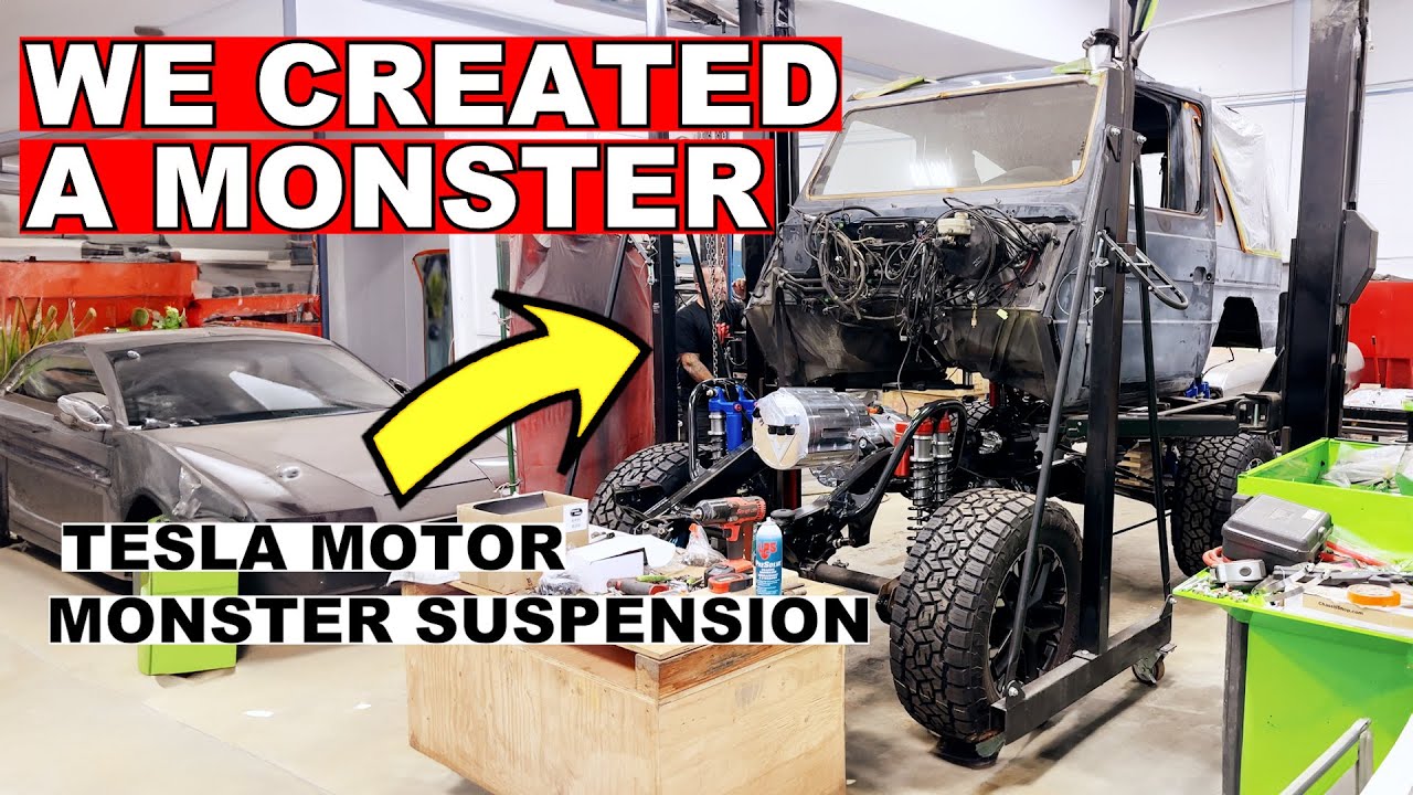 Замена Tesla на Mercedes G-Wagon 2dr Convertible Monster Truck, часть 2 &mdash; Установка двигателя и п...