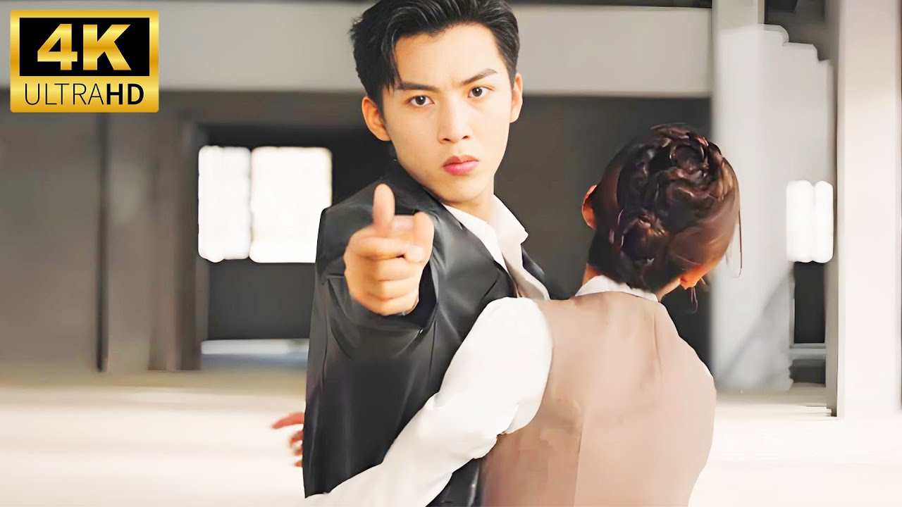 總裁陷入絕境，只有灰姑娘選擇救他！#chinesedrama #赵露思 #肖战