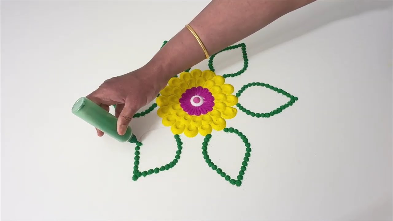 Simple Rangoli Design #rangoli #trending #video #sandart #viral  #creative #satisfying #art #colors