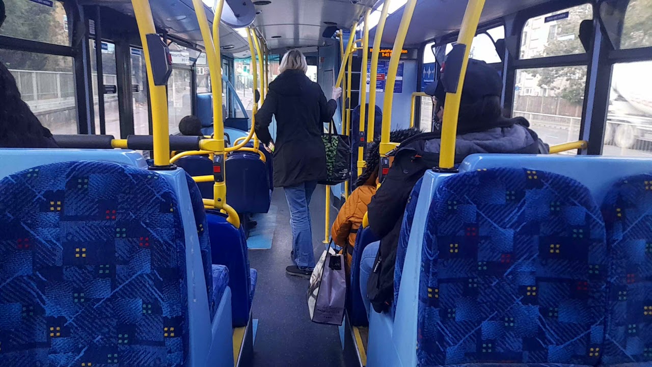 WVL303 LK59 CYA (Wrightbus Gemini 2 bodied Volvo B9TL Euro 5) with some nice power on the 89!