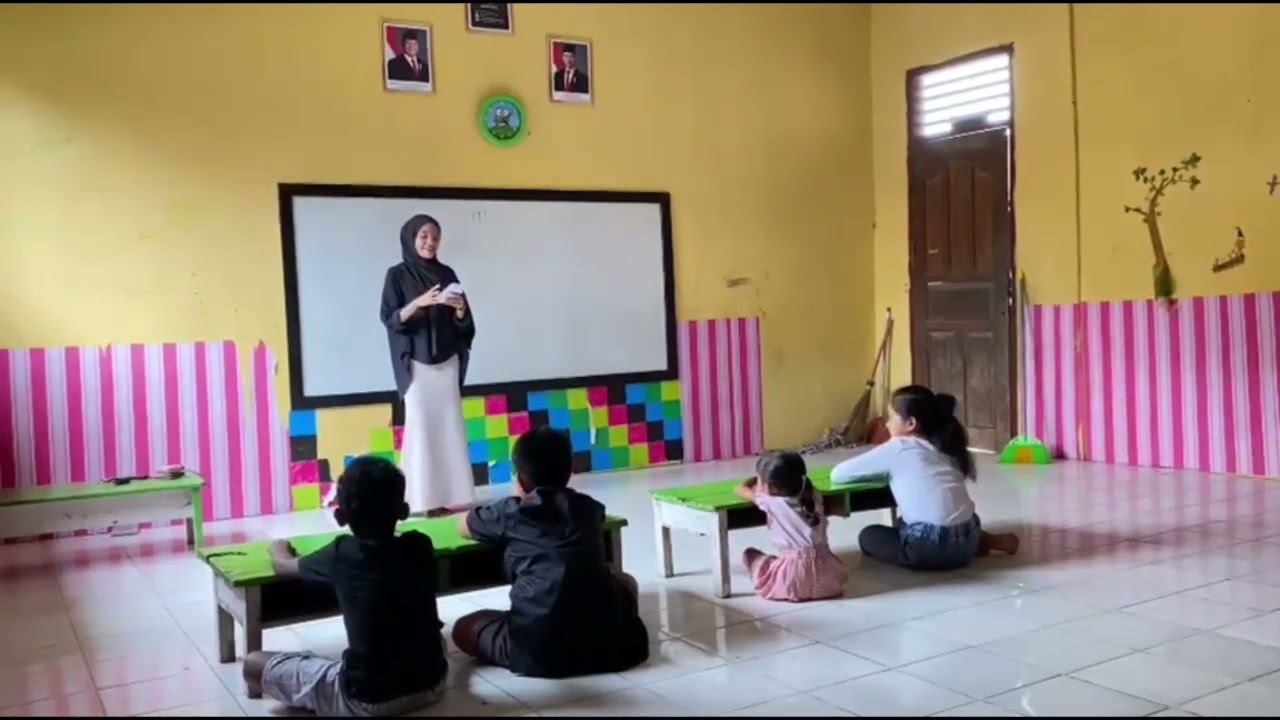 Uas metode perkembangan bahasa anak usia dini “tebak gambar.” Karin Cantika Putri 3 PIAUD A