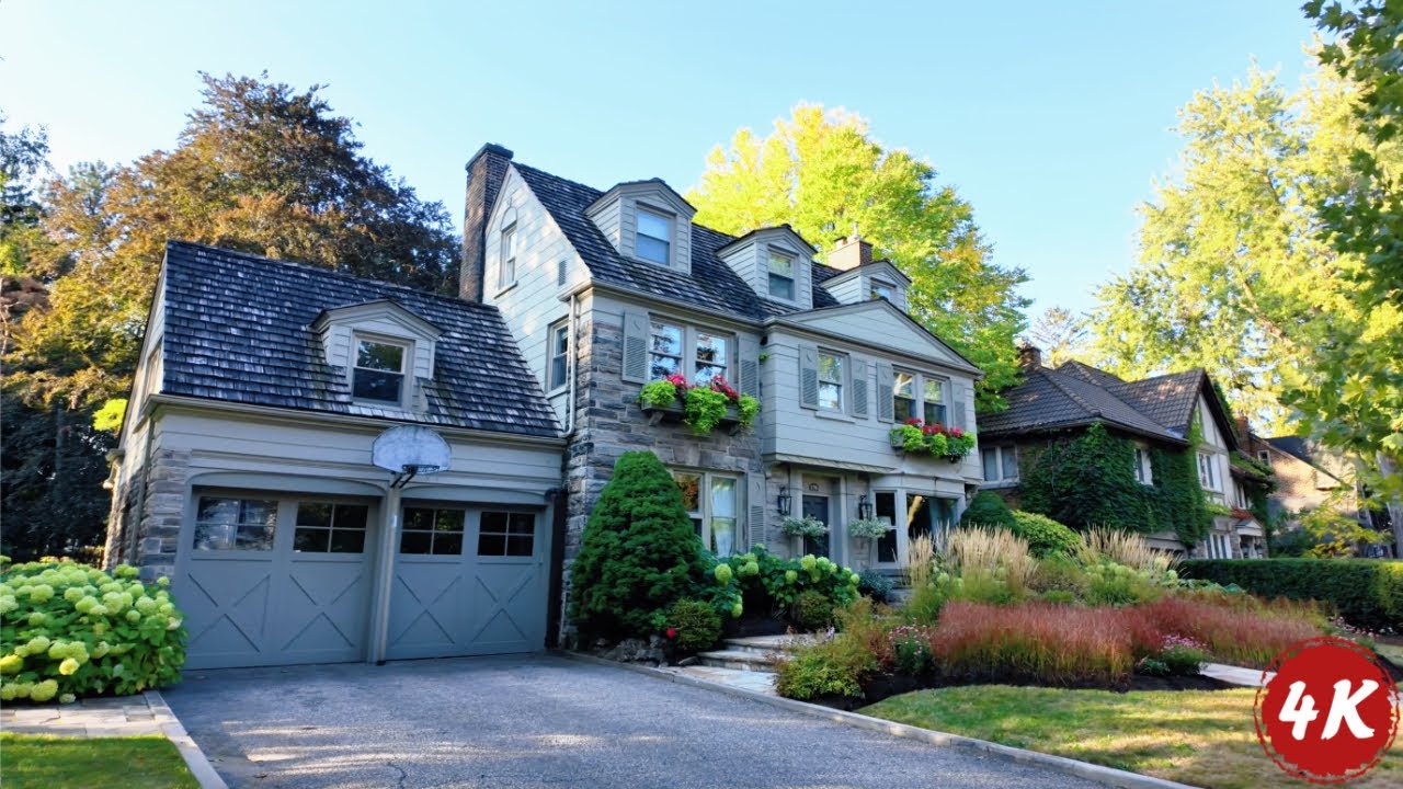 Sunrise Walk in a Charming Old Neighborhood | Early Autumn Morning Stroll, Waterloo, Canada