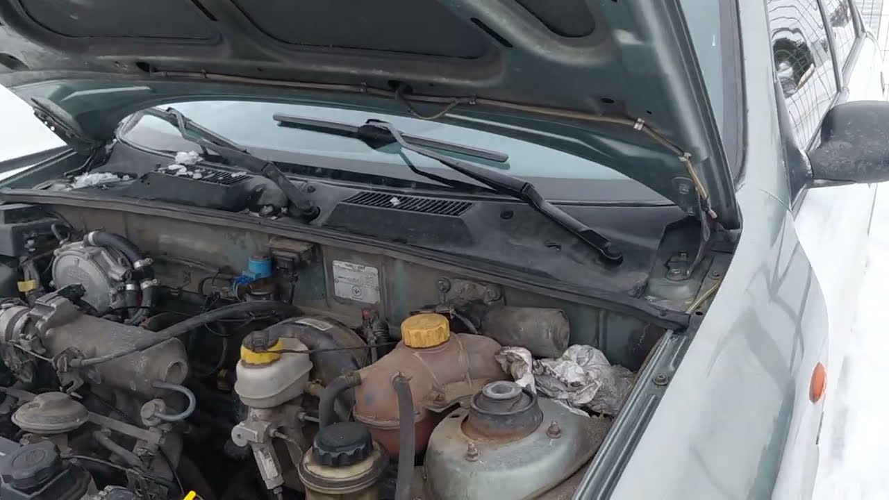 Lanos Встановлюємо нові важелі склоочисників