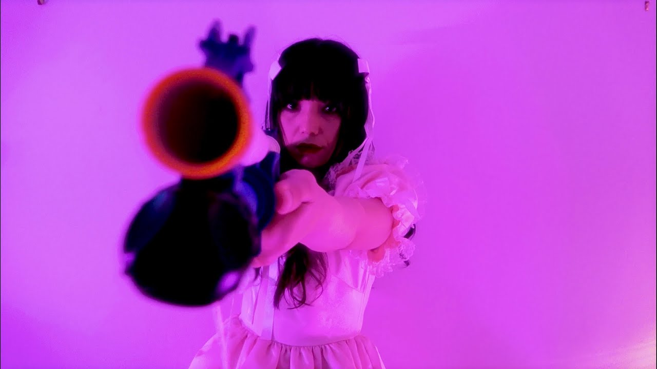 Doll Guts - I SEE ORANGE (Music Video)