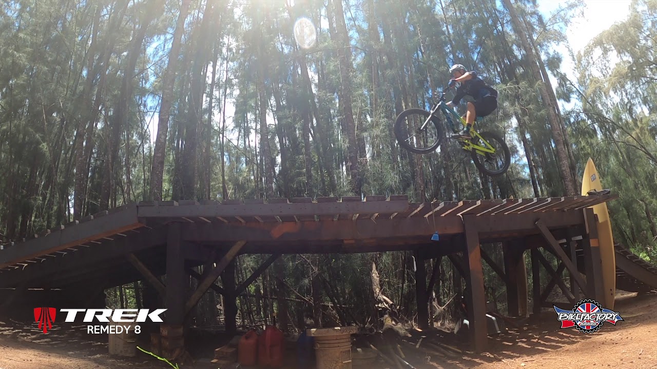 TREK Remedy Quarencycle Session on Oahu North Shore