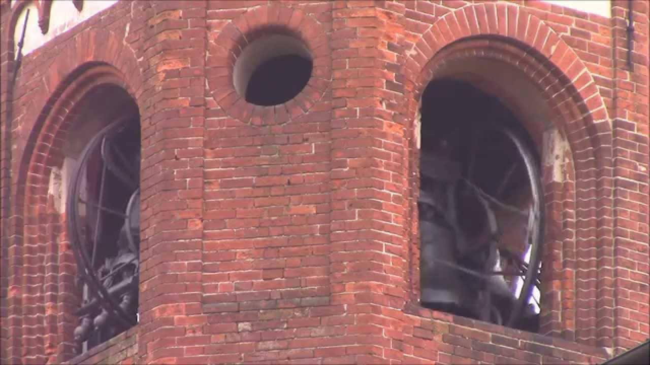 Рождественский концерт в исполнении колоколов старинного аббатства Моримондо (Италия)