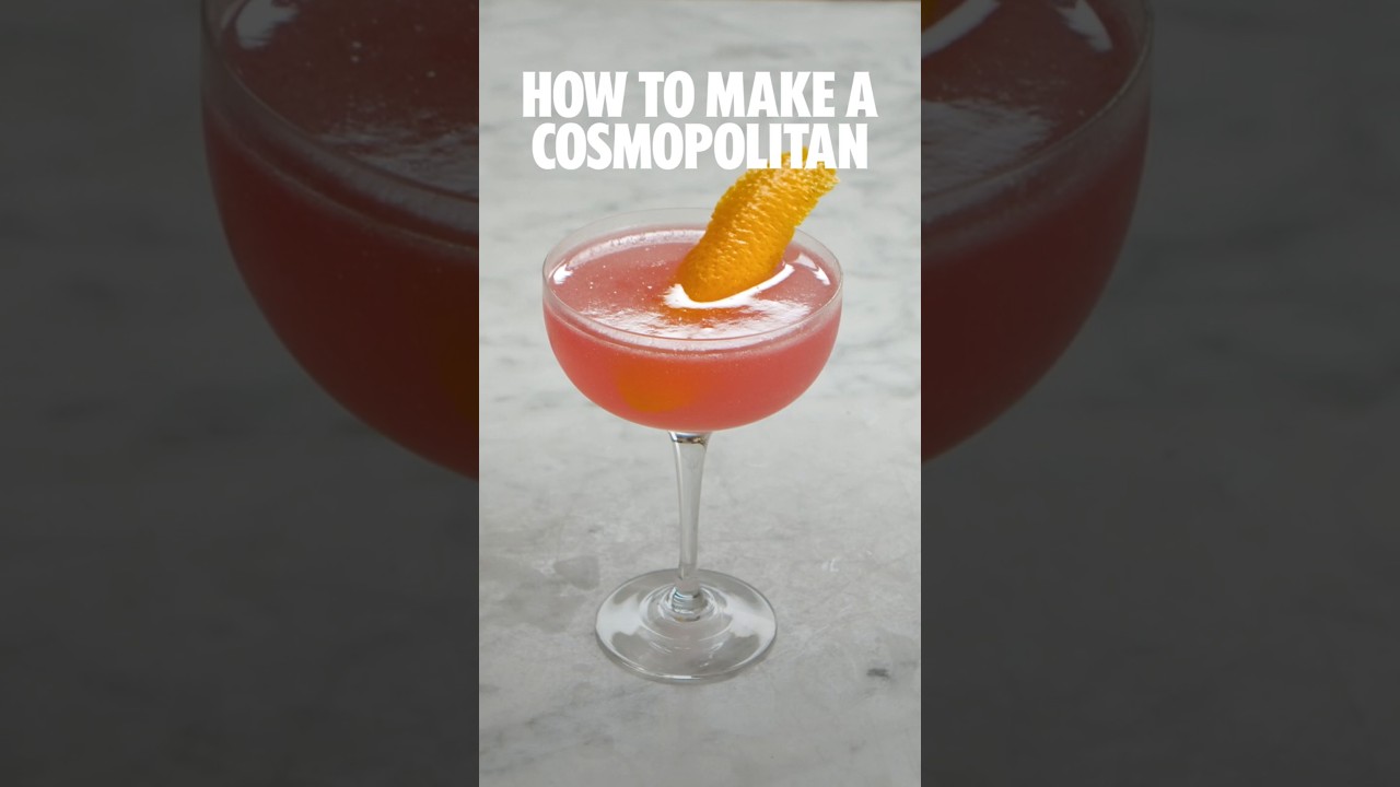 How to Make a Cosmopolitan #cosmopolitan #cosmo #drinks #bartending