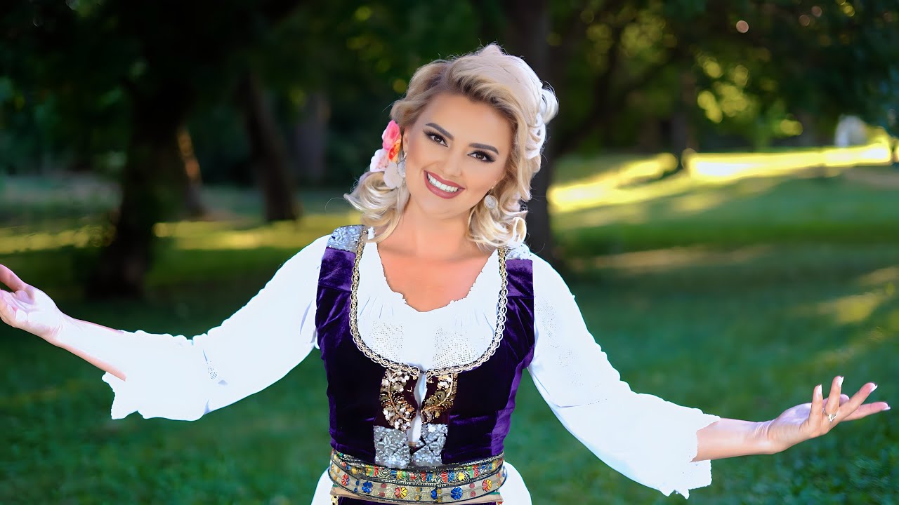 Simona Costin - Au viață păcătoasă || Videoclip Oficial