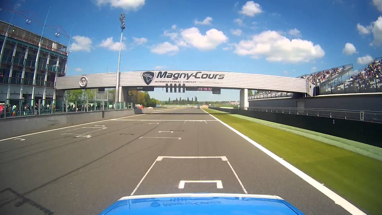 classic days 2013  magny cours renault 12 gordini