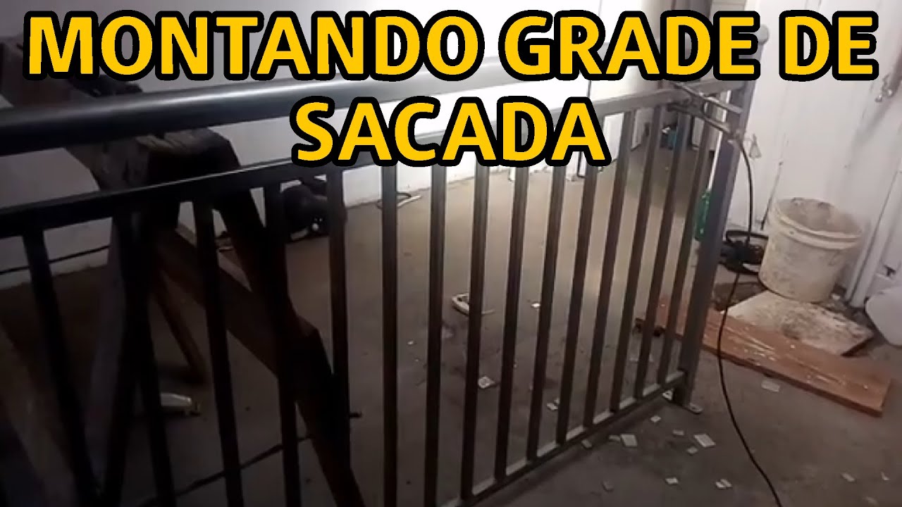 Установка перил балкона