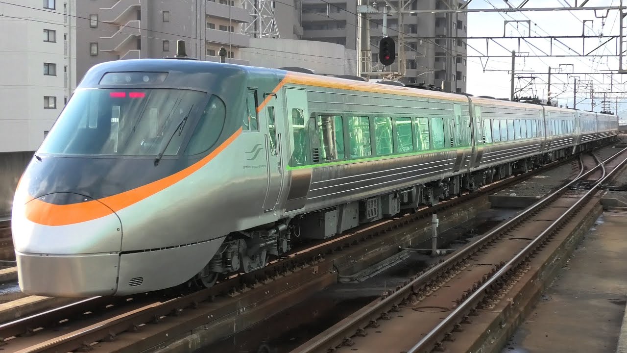 JR四国 8000系 S4編成 ﾘﾆｭｰｱﾙ車 通常運用開始！ 2023/12/24！