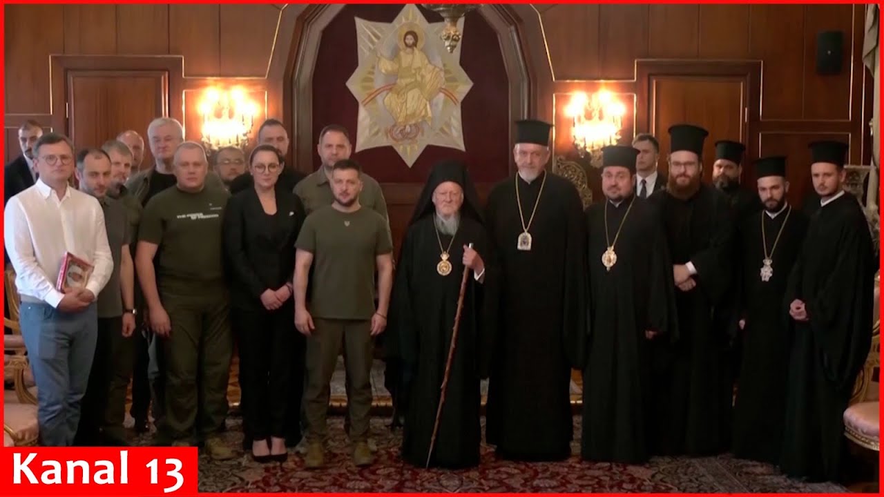 Zelenskiy meets Ecumenical Patriarch Bartholomew I in Istanbul