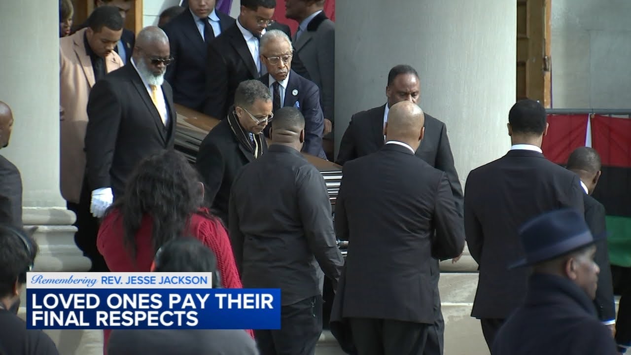 Rev. Jesse Jackson laid to rest at Oak Woods Cemetery