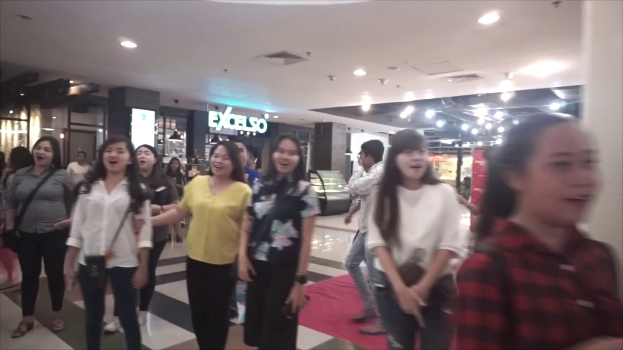 Christmas Choir Flash Mob 2018