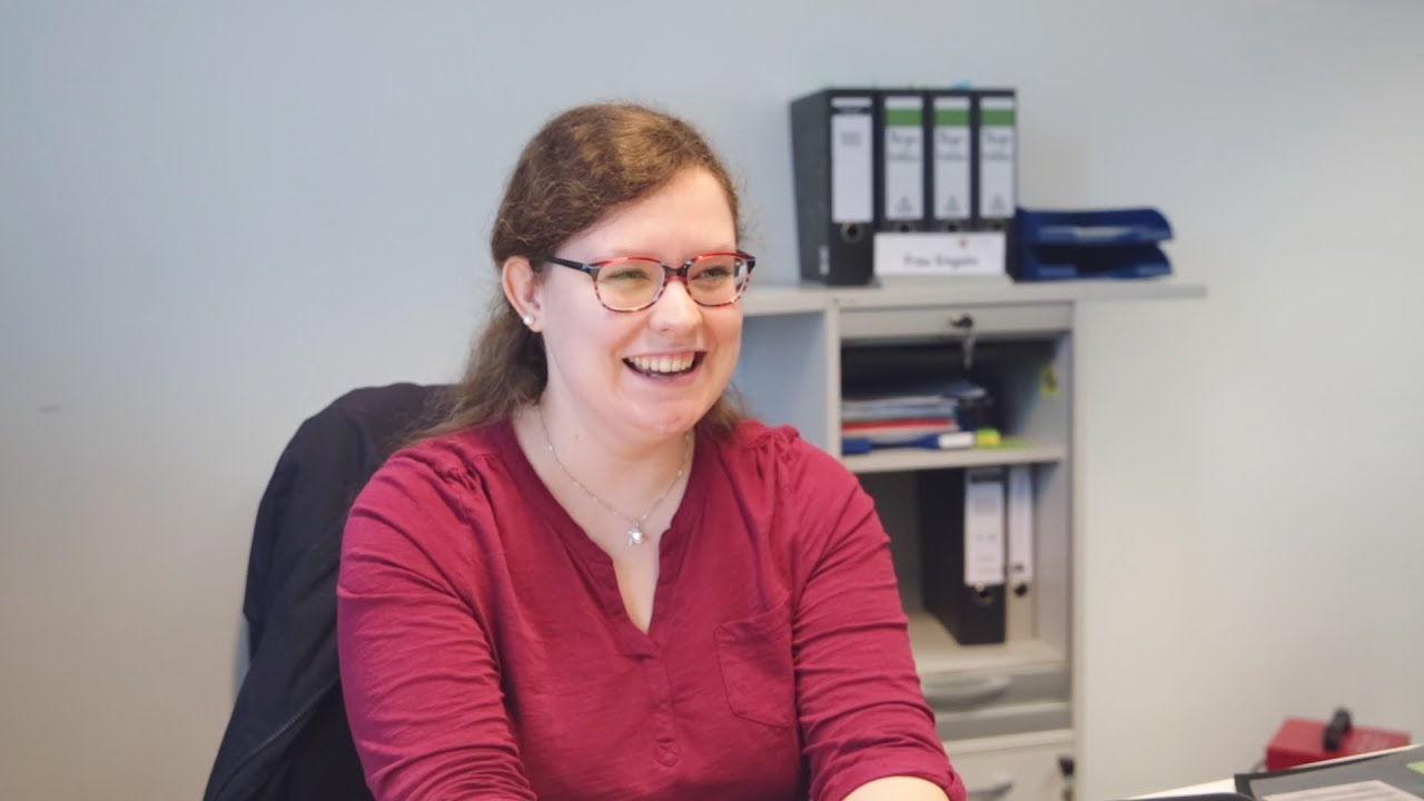 Was macht eigentlich eine Mitarbeitern beim B&Uuml;RGERSERVICE?